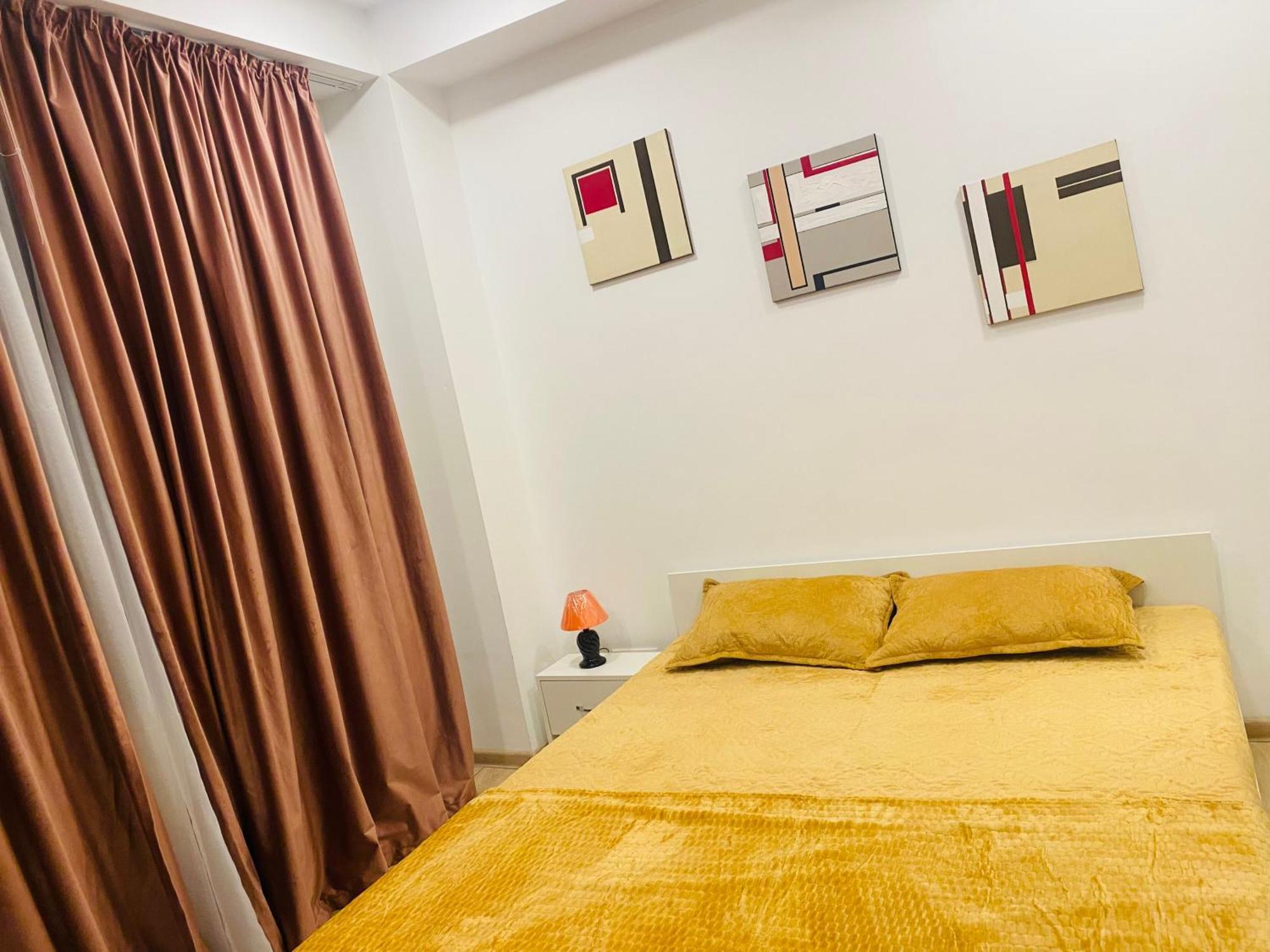 Cazan House Hostel Bukares Bagian luar foto